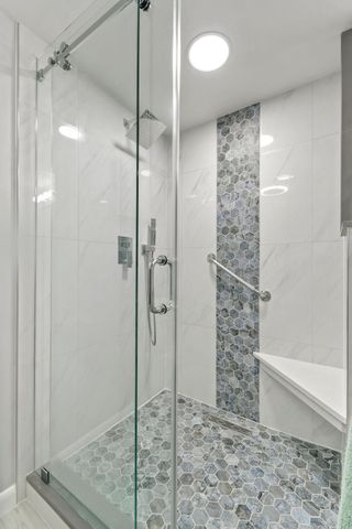 601 Seafarer Circle 304, Jupiter, FL 33477