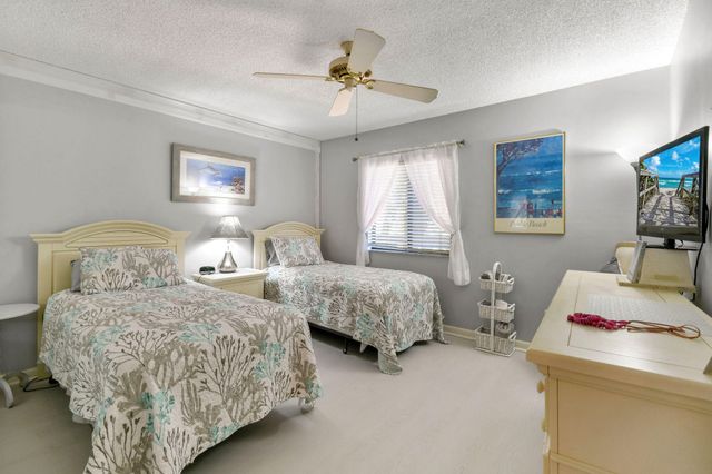 601 Seafarer Circle 304, Jupiter, FL 33477