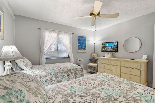 601 Seafarer Circle 304, Jupiter, FL 33477