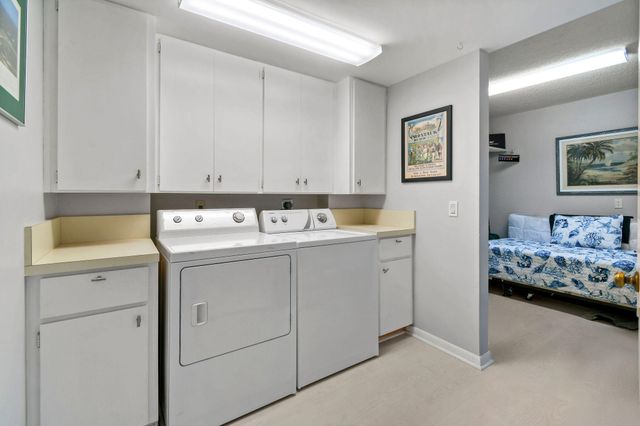 601 Seafarer Circle 304, Jupiter, FL 33477