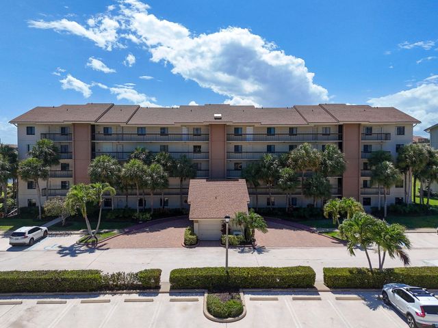 601 Seafarer Circle 304, Jupiter, FL 33477