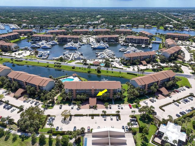 601 Seafarer Circle 304, Jupiter, FL 33477