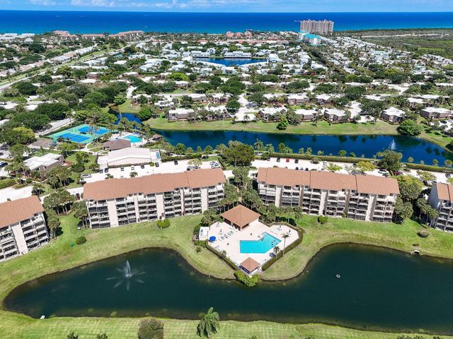 601 Seafarer Circle 304, Jupiter, FL 33477