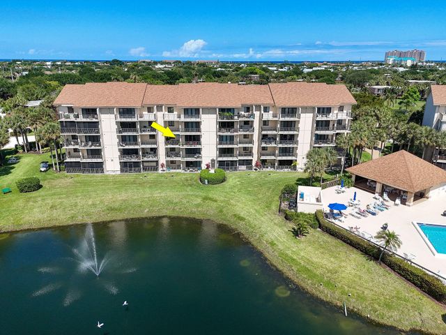 601 Seafarer Circle 304, Jupiter, FL 33477