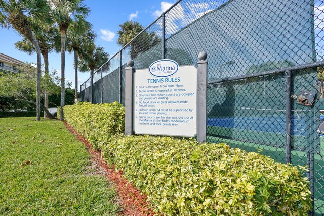601 Seafarer Circle 304, Jupiter, FL 33477