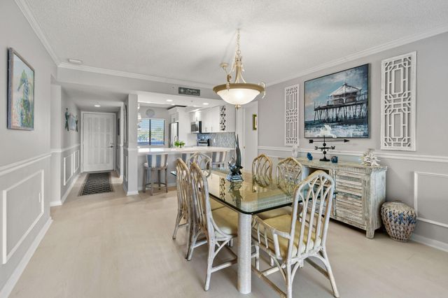 601 Seafarer Circle 304, Jupiter, FL 33477