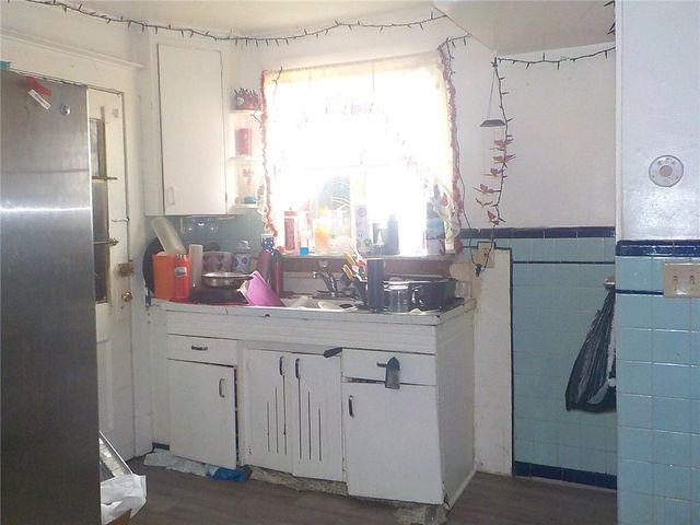 2 Laurel Street, Rochester, NY 14606