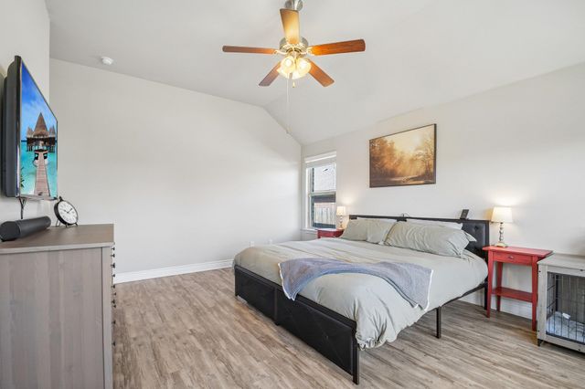 417 Kirkhill ST, Hutto, TX 78634