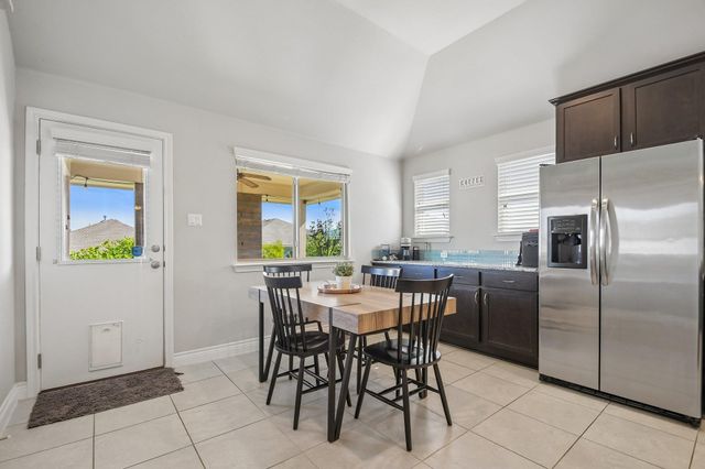 417 Kirkhill ST, Hutto, TX 78634