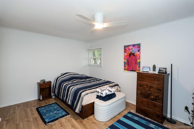 49 East Avenue, Glen Cove, NY 11542