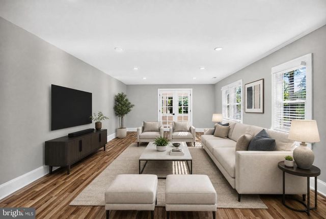 301 N LAKESHORE DRIVE N, Browns Mills, NJ 08015