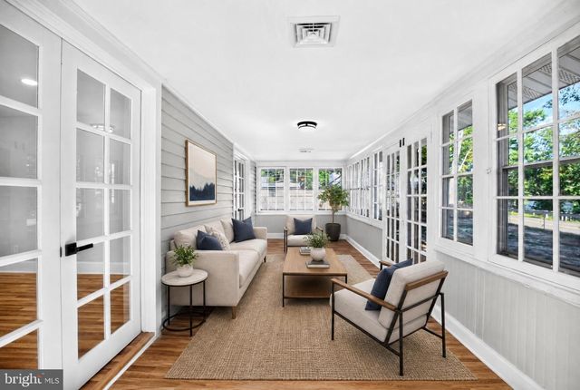 301 N LAKESHORE DRIVE N, Browns Mills, NJ 08015