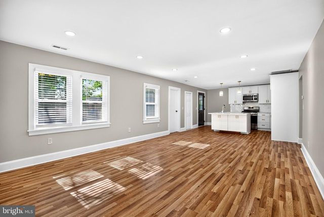 301 N LAKESHORE DRIVE N, Browns Mills, NJ 08015