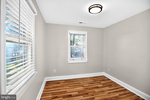 301 N LAKESHORE DRIVE N, Browns Mills, NJ 08015