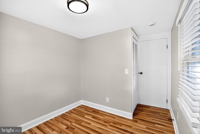 301 N LAKESHORE DRIVE N, Browns Mills, NJ 08015
