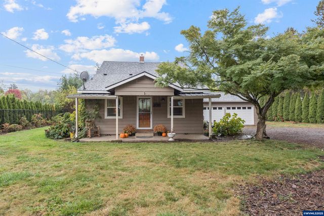 16326 Butteville Rd NE, Woodburn, OR 97071