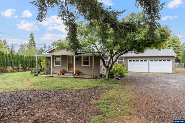 16326 Butteville Rd NE, Woodburn, OR 97071