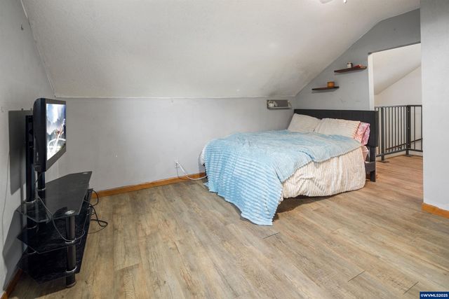 16326 Butteville Rd NE, Woodburn, OR 97071