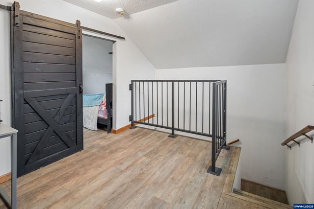 16326 Butteville Rd NE, Woodburn, OR 97071