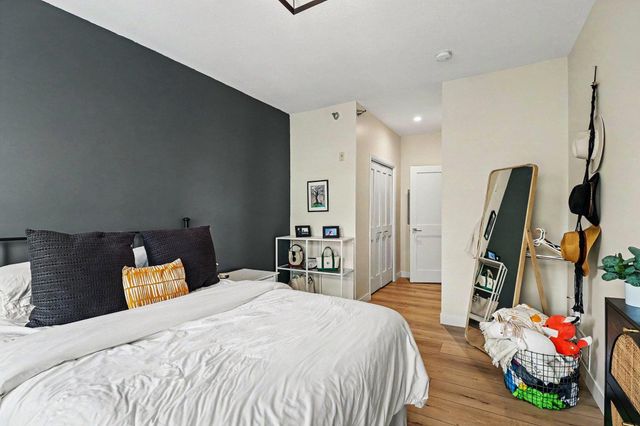645 N 1st Street 300, Minneapolis, MN 55401