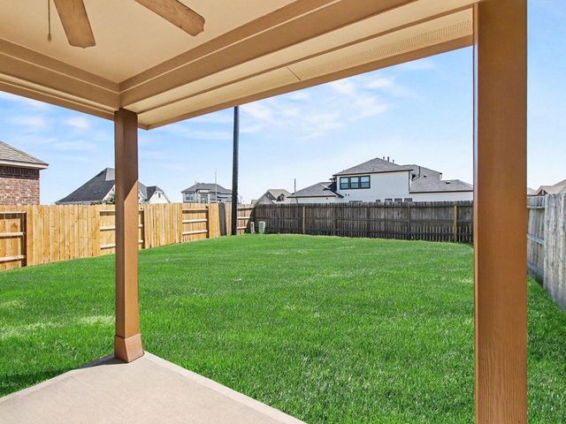 2903 Blue Mist Bend, Brookshire, TX 77423