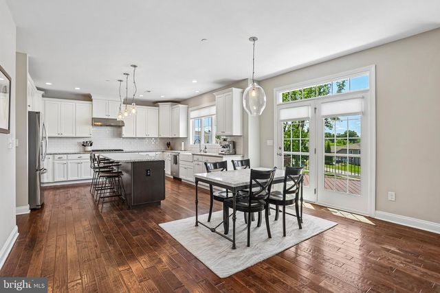 500 PARK HILL LN, Newtown Square, PA 19073
