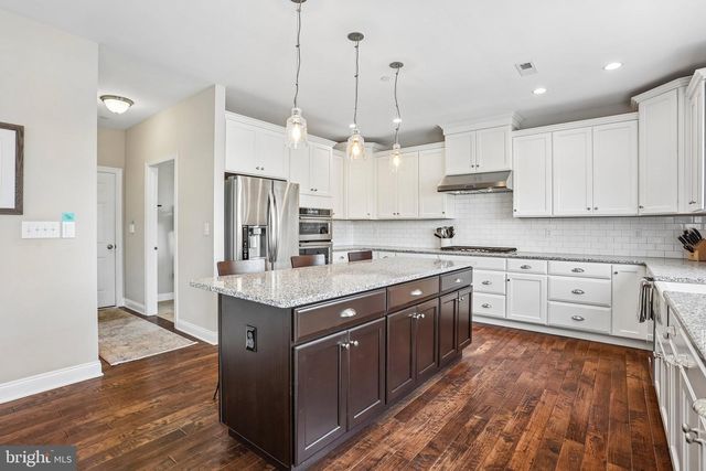500 PARK HILL LN, Newtown Square, PA 19073