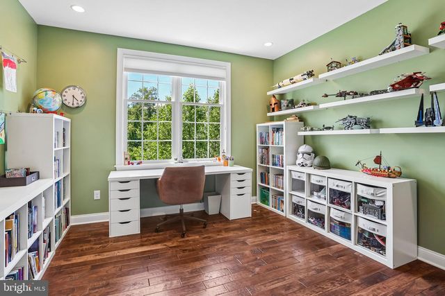 500 PARK HILL LN, Newtown Square, PA 19073