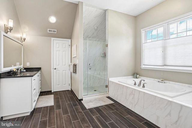 500 PARK HILL LN, Newtown Square, PA 19073
