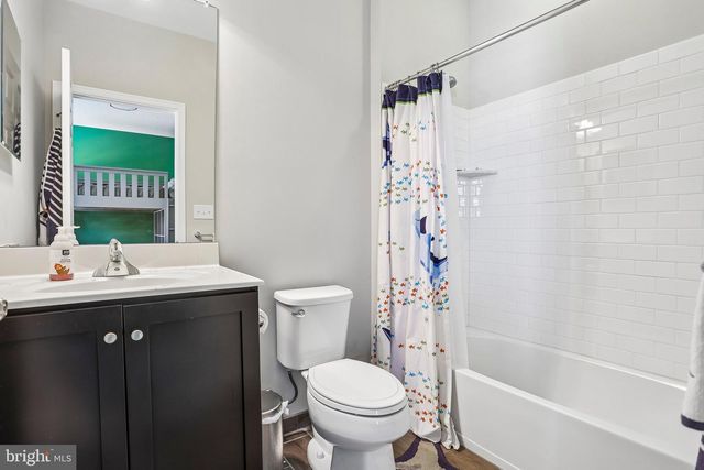 500 PARK HILL LN, Newtown Square, PA 19073