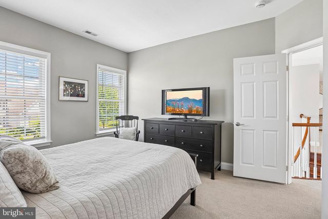 500 PARK HILL LN, Newtown Square, PA 19073