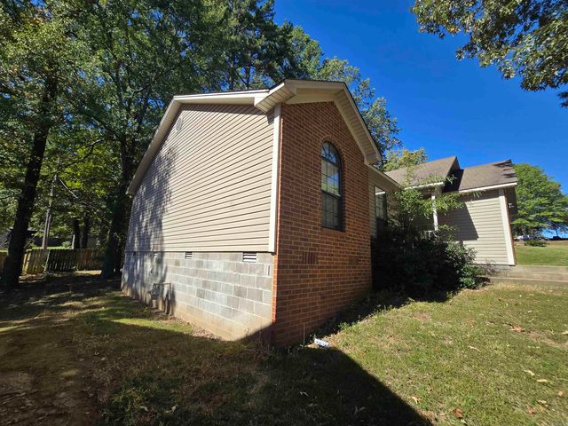 2208 Singleton Cove, Little Rock, AR 72204