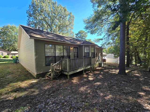 2208 Singleton Cove, Little Rock, AR 72204