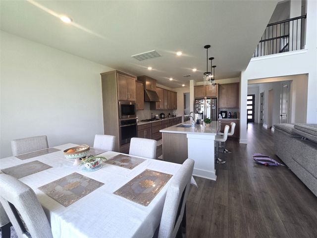 124 Ribera DR, Liberty Hill, TX 78642