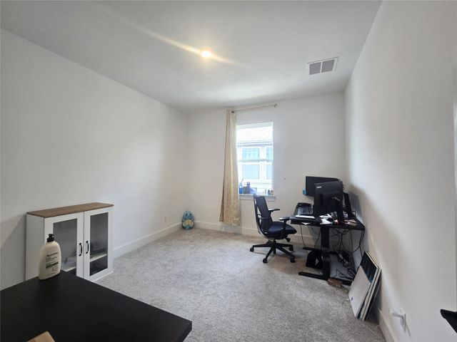 124 Ribera DR, Liberty Hill, TX 78642