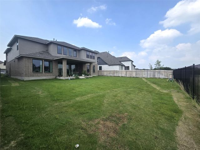 124 Ribera DR, Liberty Hill, TX 78642