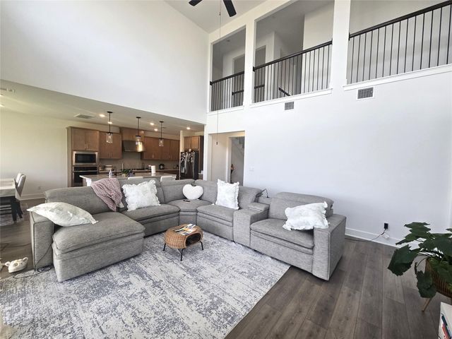 124 Ribera DR, Liberty Hill, TX 78642