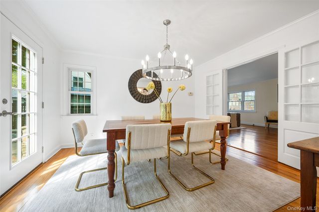 52 Midland Avenue, Bronxville, NY 10708