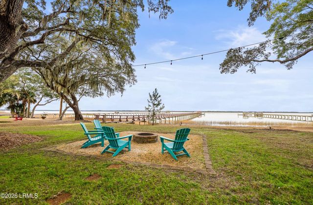 218 Old Plantation Drive, Beaufort, SC 29907