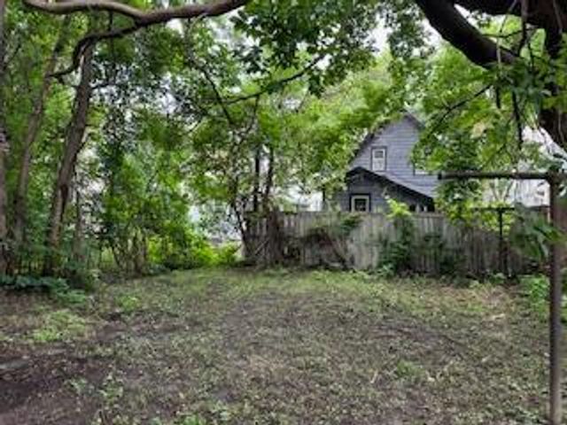 291 Fisk Street, Saint Paul, MN 55104