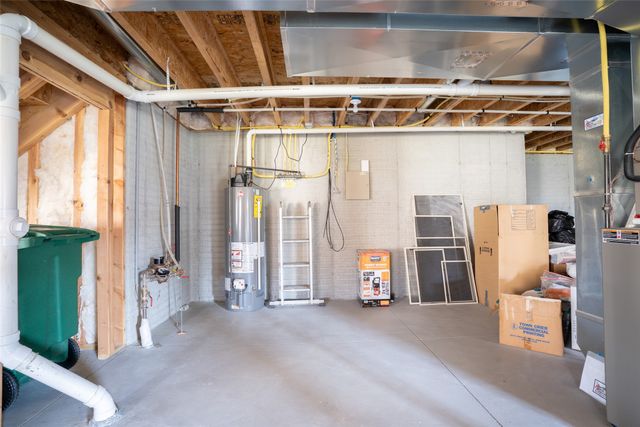 6019 Robin Road, Pleasant Hill, IA 50327