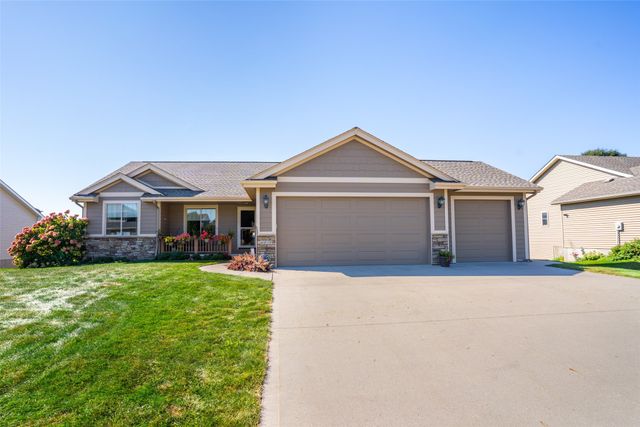 6019 Robin Road, Pleasant Hill, IA 50327