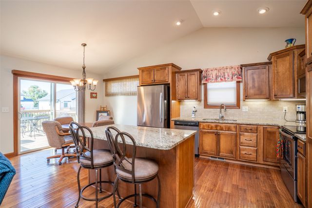 6019 Robin Road, Pleasant Hill, IA 50327