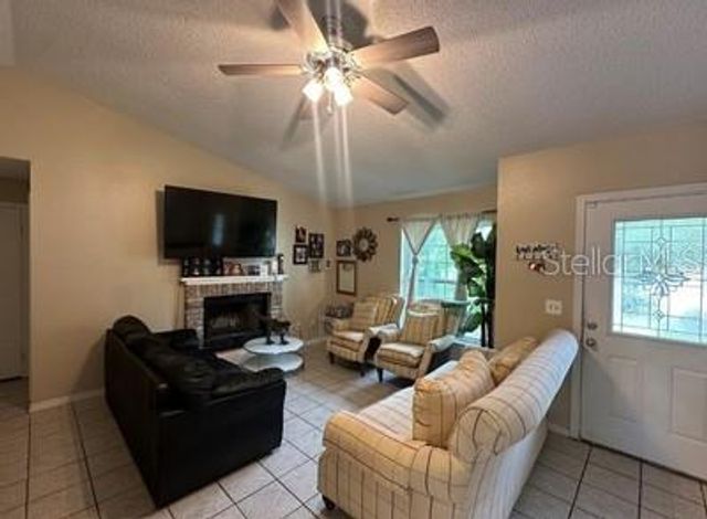 4 PINE CIRCLE DRIVE, Ocala, FL 34472