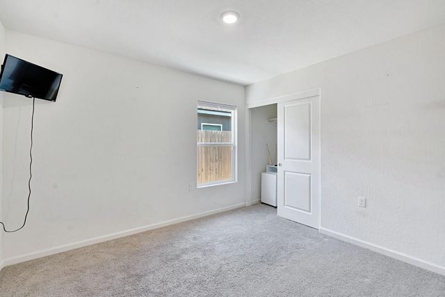 524 San Carlos Avenue, Madera, CA 93637