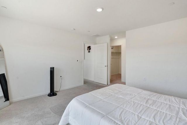 524 San Carlos Avenue, Madera, CA 93637