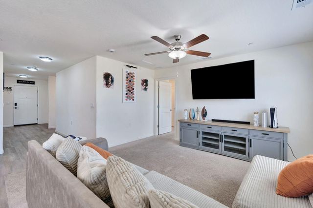 524 San Carlos Avenue, Madera, CA 93637