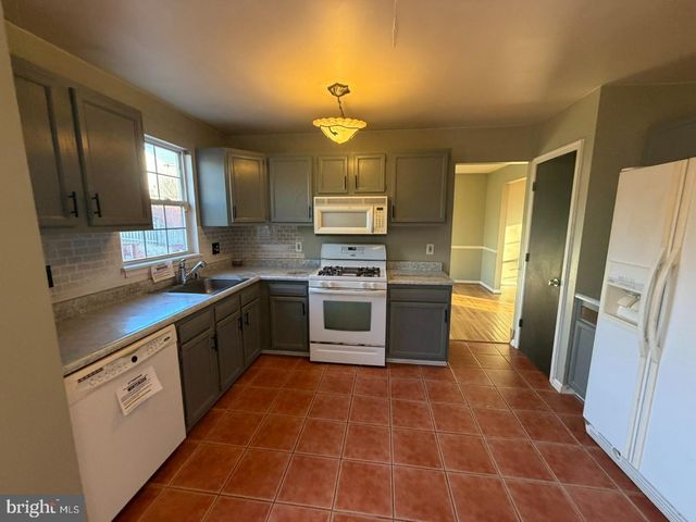 9404 HORN AVE, Baltimore, MD 21236