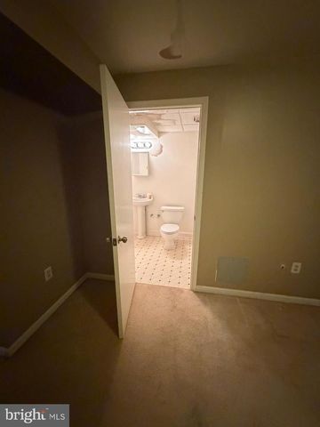 9404 HORN AVE, Baltimore, MD 21236