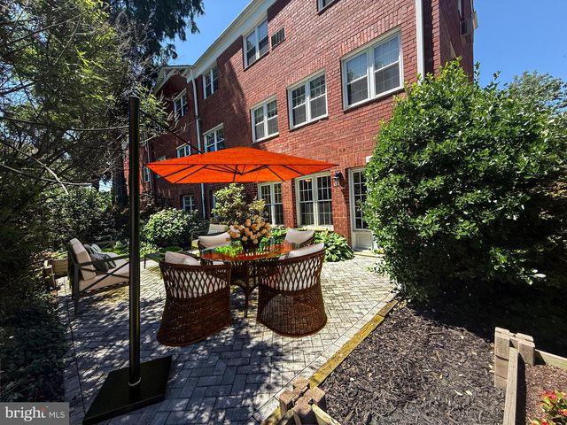 1619 MOUNT EAGLE PL, Alexandria, VA 22302